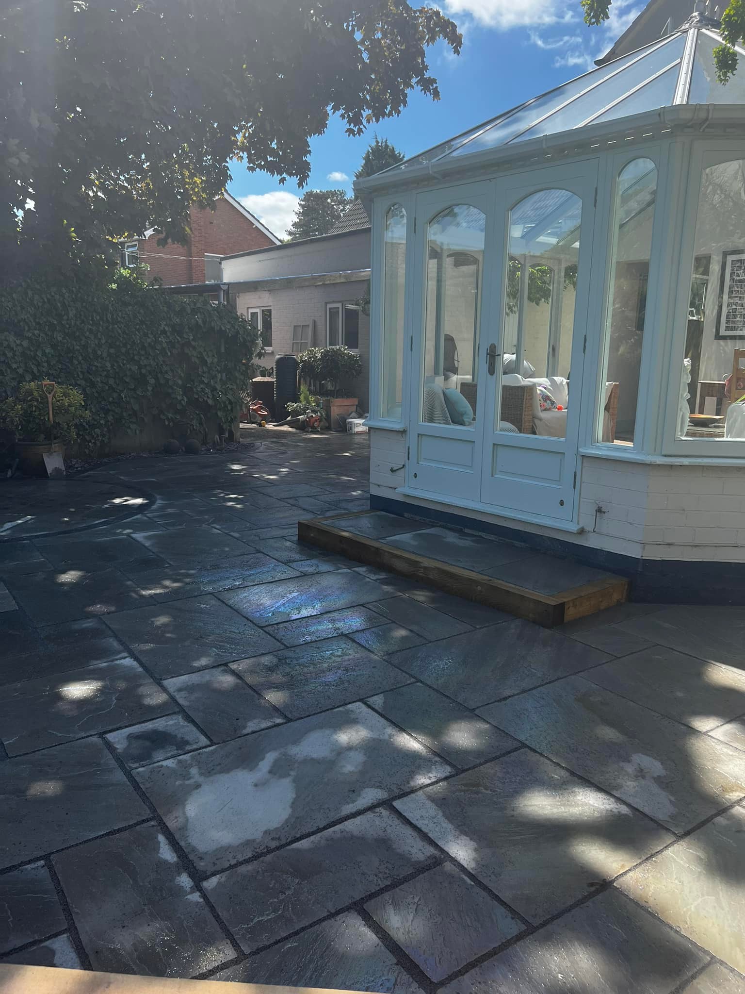 paved step and patio cleaning in Loughborough & Leicester