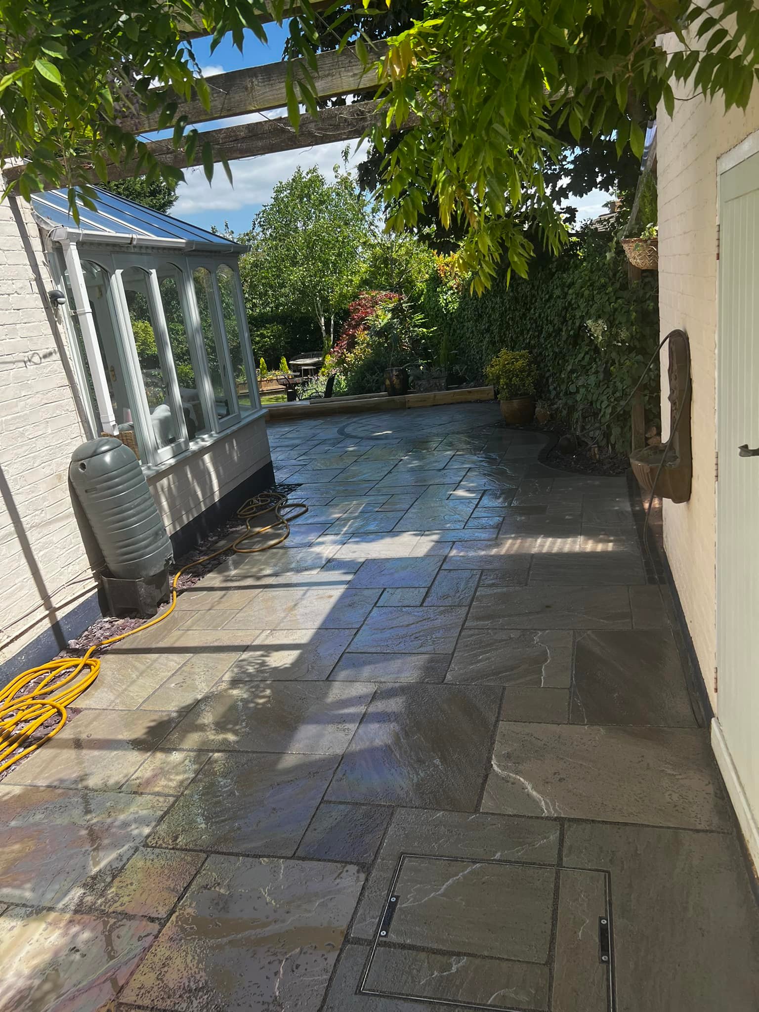 patio cleaning in Loughborough & Leicester